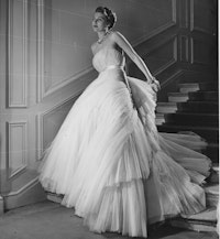 Models on the staircase | La Galerie Dior